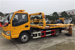 秀屿区哪里有拖车服务