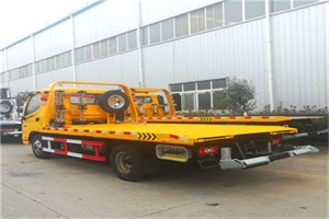 秀屿区附近拖车救援搭电